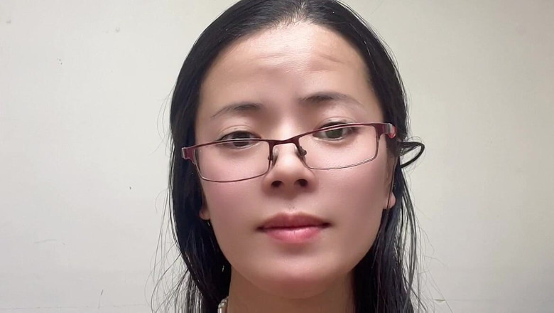 sweethanajapanese: Niesamowita Hana Tiny Pussy Hole owłosiona i brzoskwiniowa dupa idealna