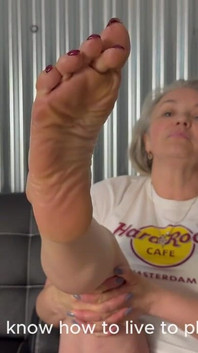 Empressbellasadic's Toe Jeam Is Sacred