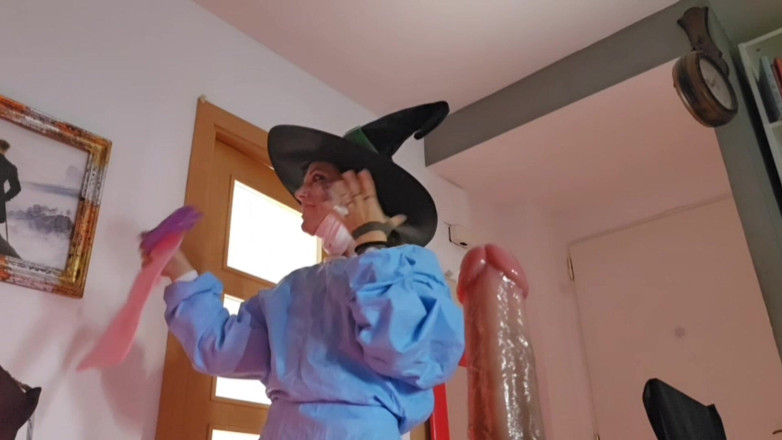 dafnedenoch: 万圣节夏娃继母僵尸！-女巫