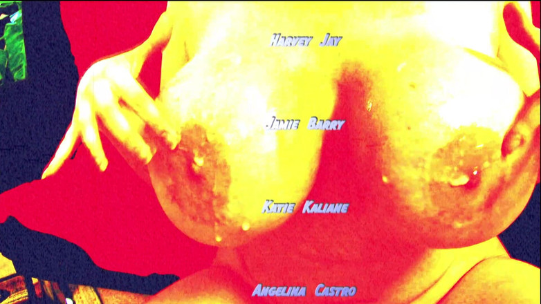 MILF and Big Wet Tits XXX: 巨乳の若者はマンコを濡らして激しく犯されるのが大好き、3P、中出しのコンピレーション