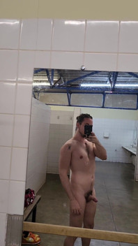 Mirroring Dick All Around