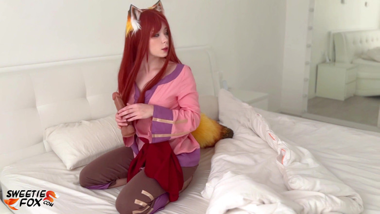 Sweetie Fox: Awek panas cosplay holo dan rempah dan melancap faraj basah...