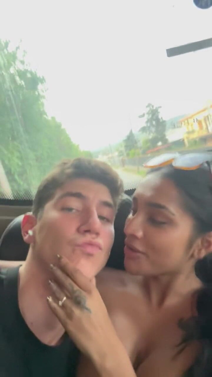 Yasmina and Brady: My Wife Gives Me an Amazing Blowjob on the Bus-...