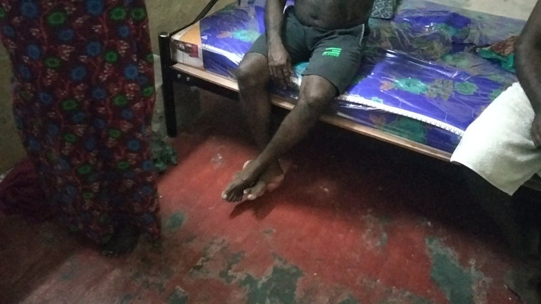 Tamil lesbian: Sprosté mluvení po sexu