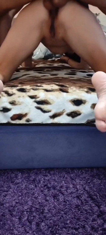 Hotlia: Przyrodni brat męża błagał o seks ze swoją żoną - całkowita deprawacji