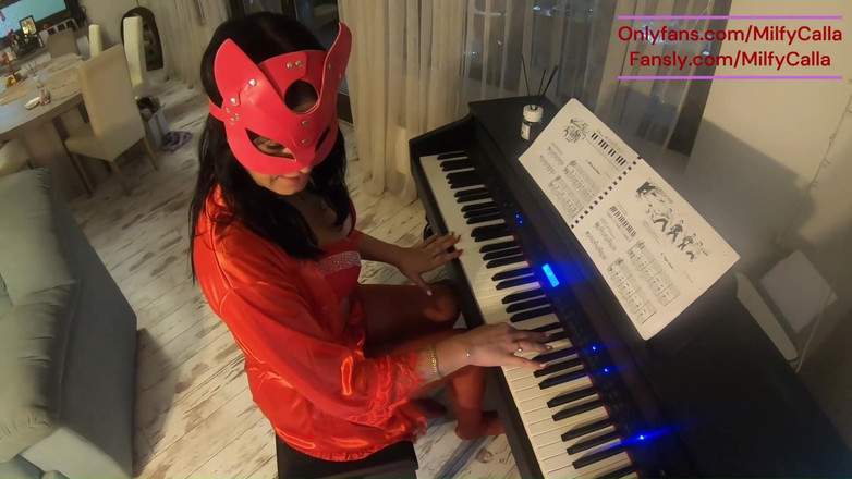 MilfyCalla: Lezione di piano seduzione in lingerie rossa, piacere profondo e...