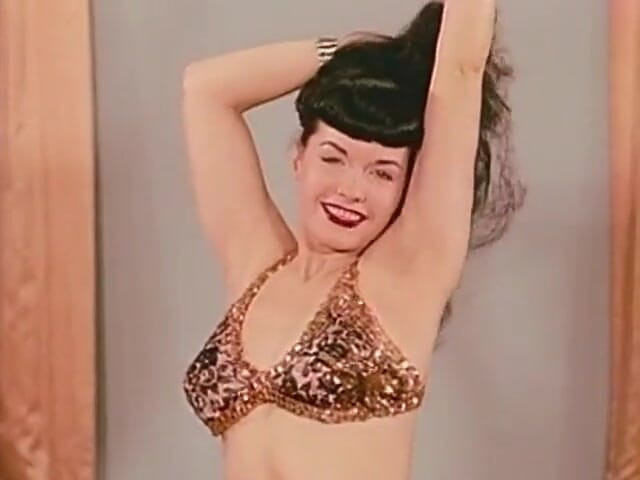 Vintage Usa: Kompilierung. Erotischer tanz und catfight einer retro sexy milf (Kein audio,...