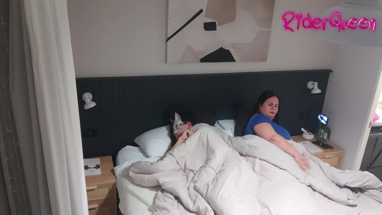 Riderqueen: Beau-fils dans la chambre - vidéo pour les fans