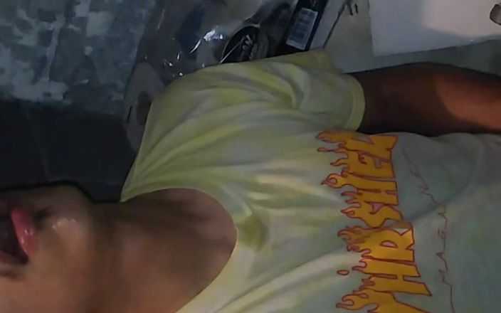 AlexAlejandro13: 我还是有很多牛奶出来