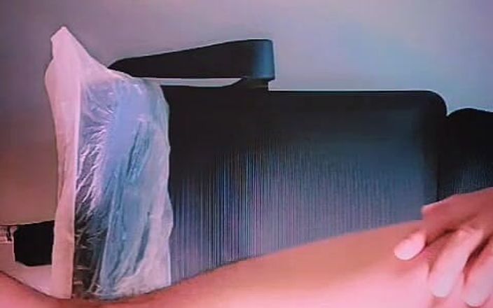 Shani khan: Frumoasă Indiancă desi Femboy care introduce un orgasm de prostată...