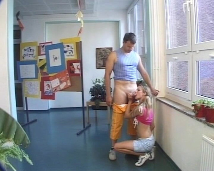 BB Video - Vintage Story: Alman amatör genç kız sarışın sikiliyor #5