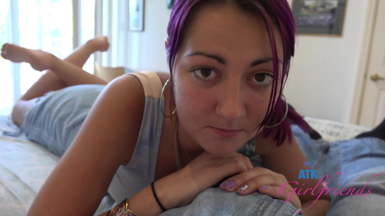 ATK Fans (Girlfriends): Lily quiere tu polla en todos sus agujeros