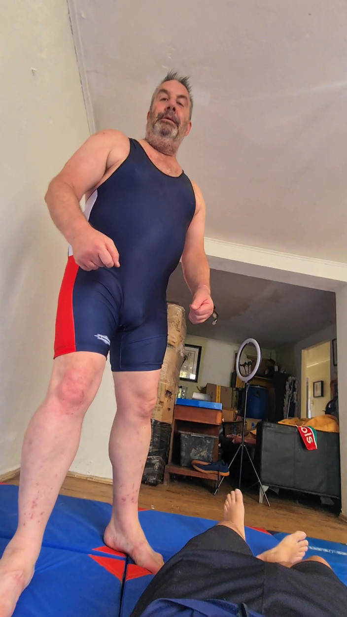 Punchbagplz: Silver styvfar brottare - pOV smutsiga lektioner i dominans