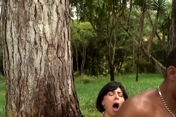 She-Male X: Walkira drumond aur jhonatan cawa:jangli gand chudaee anubhav