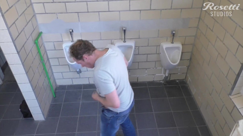 Rosetti: Das Glory Hole Am Busbahnhof