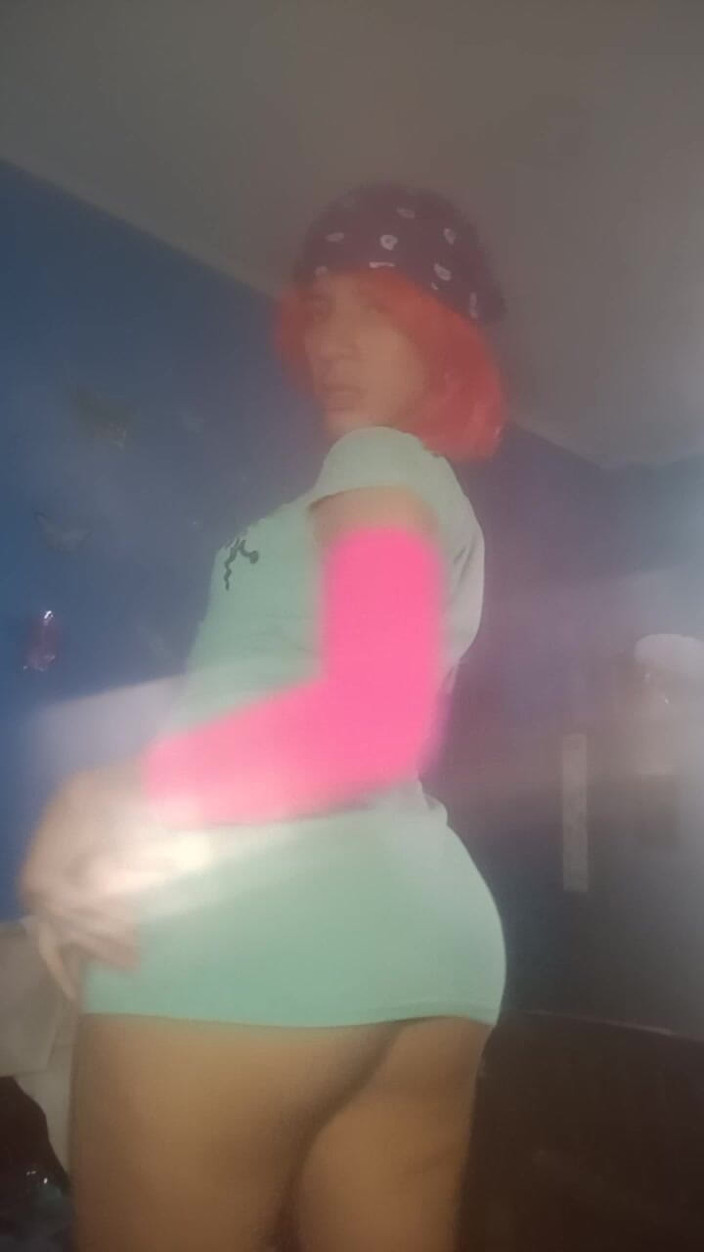 Femboy from Colombia: この運動はすべての人のための準備ができています