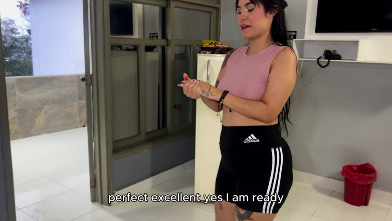 Real homemade porn: 18-year-old White Girl with a Big Ass Gets Fucked by...