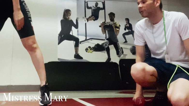 Mistress Mary: Un fan ha visto la padrona in palestra