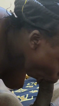 Blowjob ceroboh yang manis membuatku muncrat di wajahnya