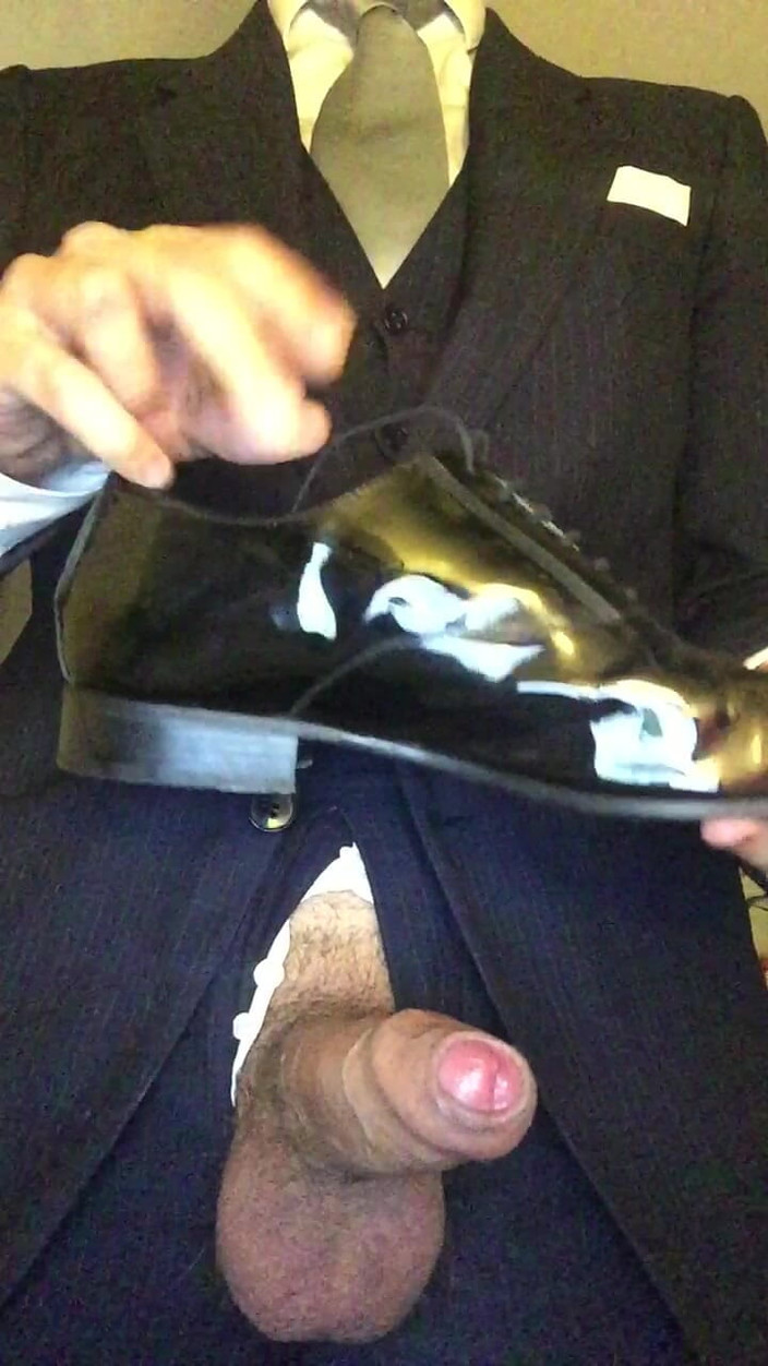 Master Shiny Shoes: 首席执行官锐化