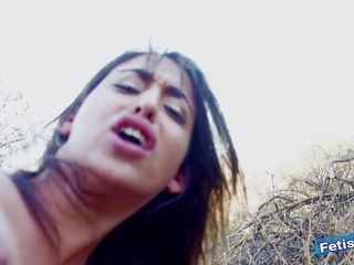Fetish Gold: Tatlı Arap genç kız açık havada harika amcık sikişi yapıyor