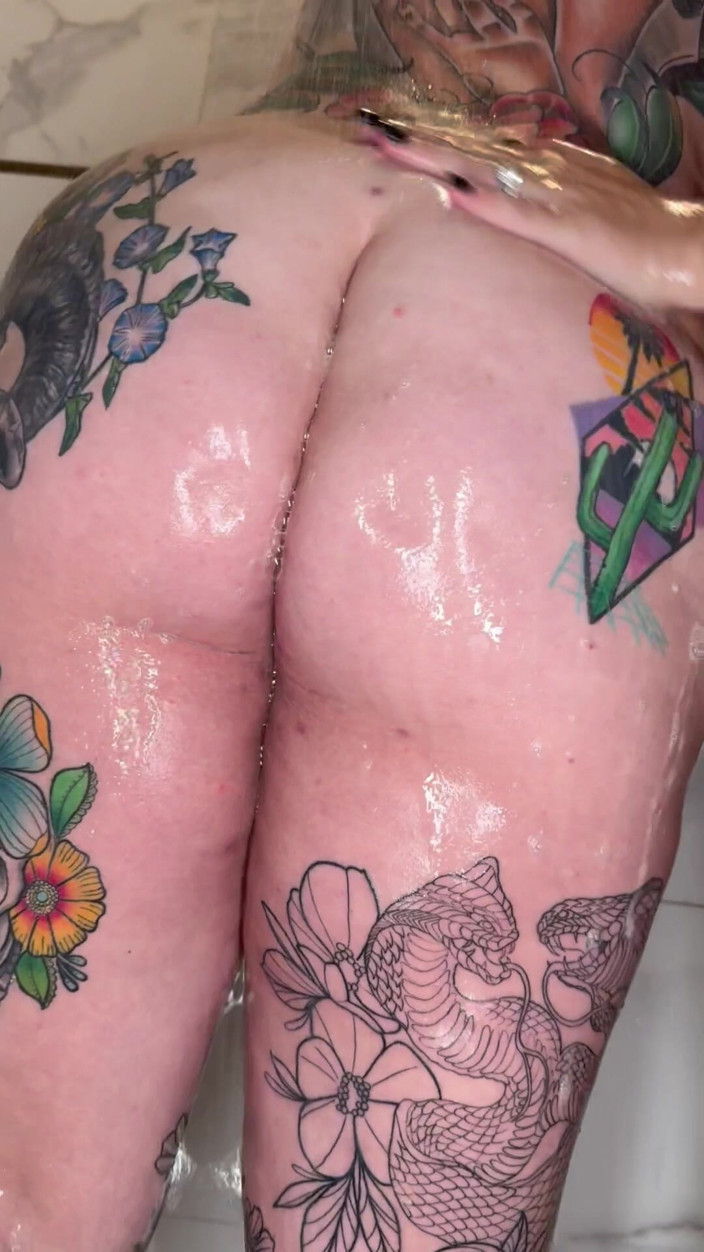 Josie Jaxxon: 흑인 대물 자지에게 따먹히는 거유녀