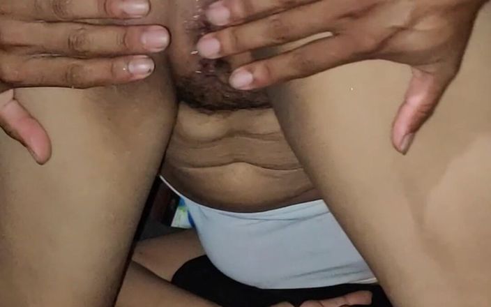 Cintialove: Lei ha una figa stretta di 18 anni