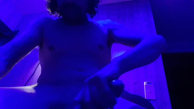 James sutton: Video số 1