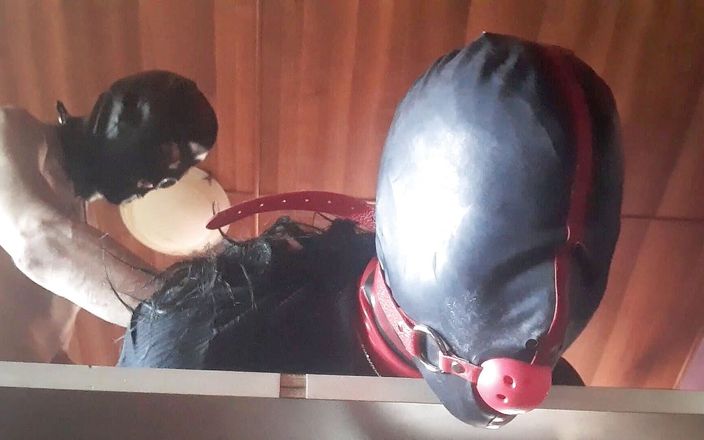 Laura on Heels: 17 minuten extremer blowjob im hogtie und kehlenfick mit massivem...