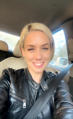 Nesty: Buenos dias y tener un buen día mis amantes!