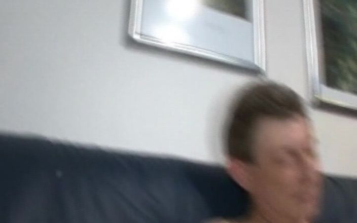 Deutsche XXX Filme: Amateur German Granny Riding and Sucking Cock