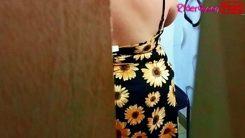 Riderqueen: Latina matrigna fatta in casa, solo amanti del rallentatore.