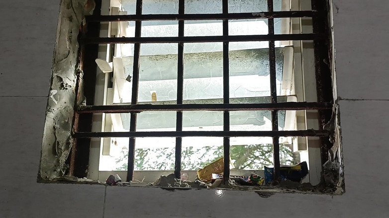 LovedSunsine1990: Tôi cần một nhà sản xuất video