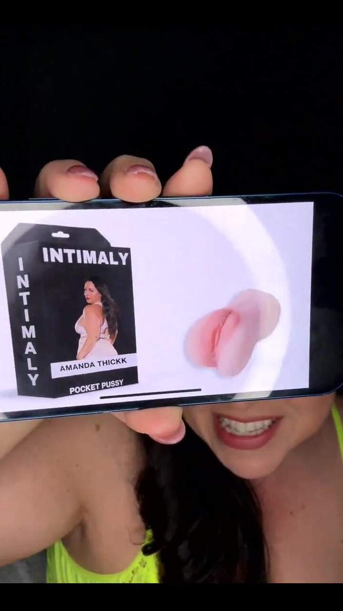 Amanda Thickk: Amanda Thickk stream