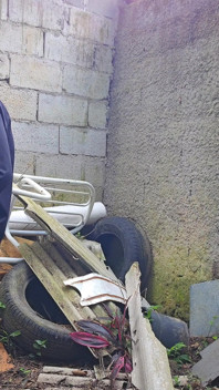 Sora vitregă a spus doar uite... dar uite ce s-a întâmplat! într-un lot vacant