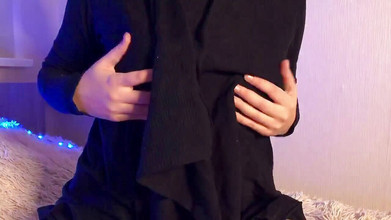 Adeli: Sono rimasto solo a casa e gioco con il mio...