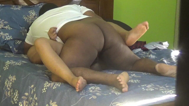 Hope Love: Mi godo il sesso con la mia sorellastra