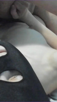 Il mio ragazzo lecca le mie tette e delizia sensualmente i miei capezzoli