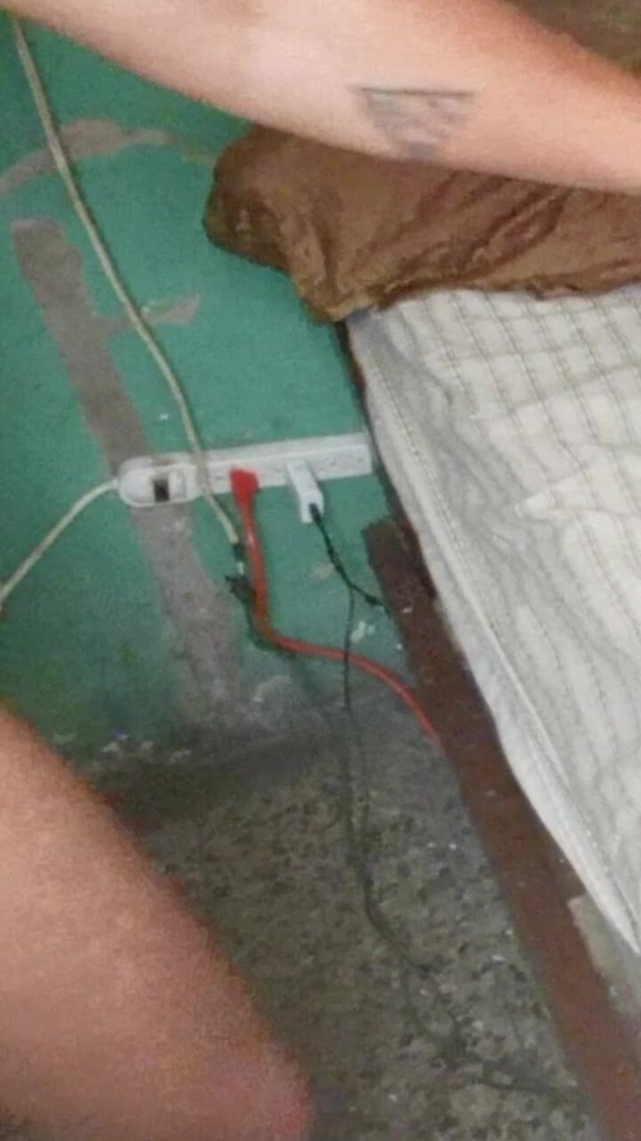 BigassMILF40: マッサージは大きなお尻の既婚女性のための良いセックスで終わる