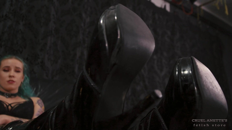 Cruel Anettes fetish world: POV - Snažíš Se Ji Potěšit