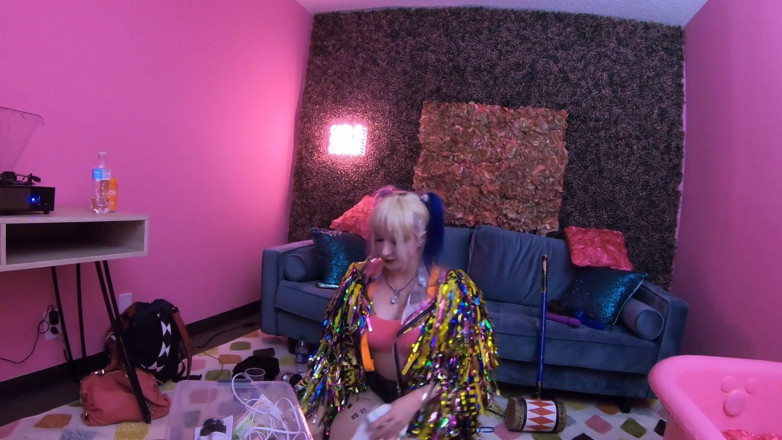 Leya Falcon: Aves de Rapina Harley Quinn procurando os brinquedos certos