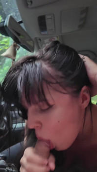 Teen Gets Rough Anus Stretched in My Car