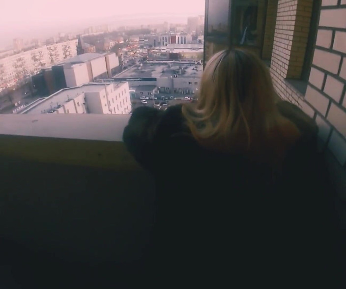 JoannaSW: Gab in den mund und fickte doggystyle-nachbarin auf dem balkon