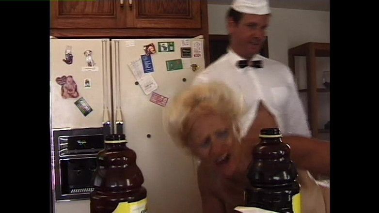 Heatwave Porn: Ucubeler ve inekler, bölüm 1