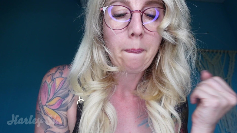 Harley Sin: Macecha Domme JOI