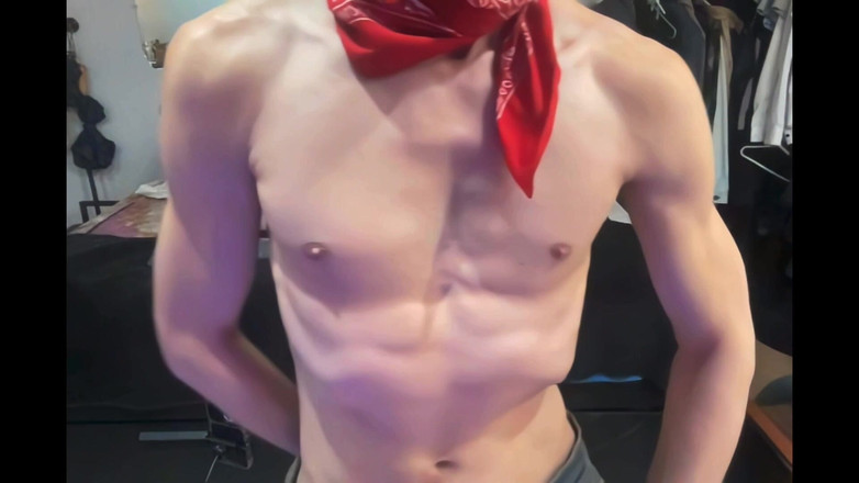 GoodTwinkGoneBad: Rubia twink masturba polla colgada