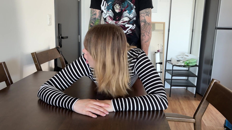 Spacenintenda: Ensinando o irmão a cozinhar: moendo, beijando, transando a seco...