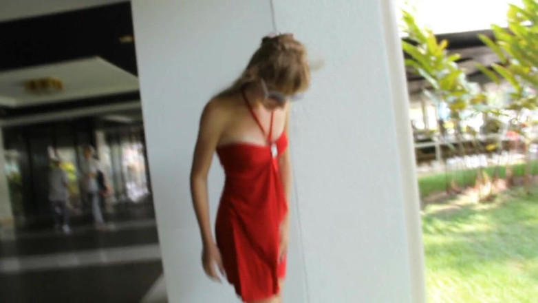 Angel The Dreamgirl: Schuh-sperma-spaziergang