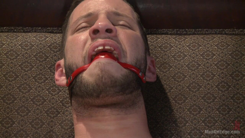 Men on Edge: Wolf Hudson's Giant Uncut Cock Gets Tied up and Edged