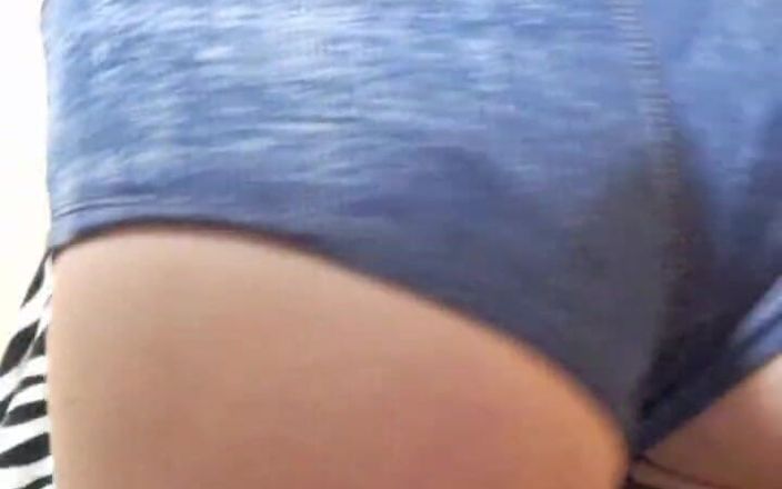 ElzaKom: Soy la dominatrix Elza Kom que estás buscando!